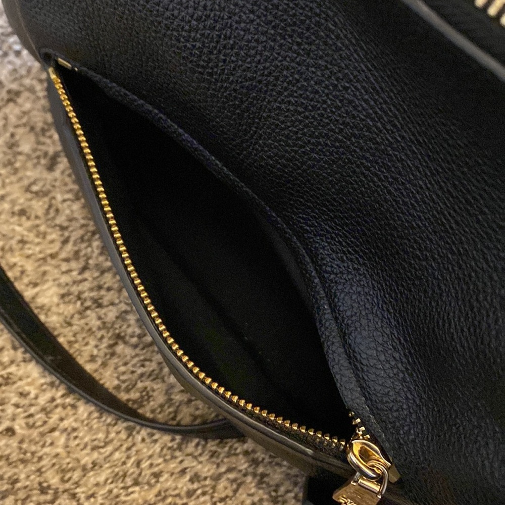 Coach Shoulder Crossbody Bag - Picture 8 of 11